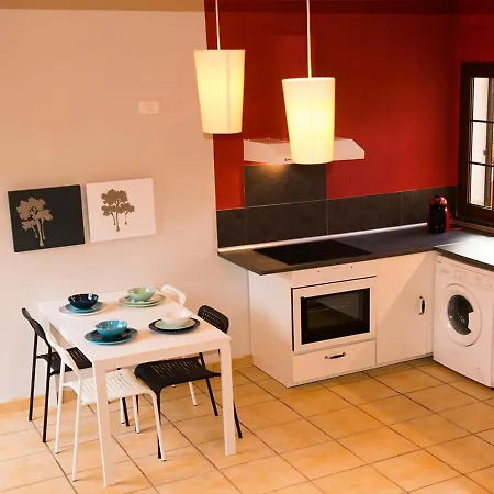 Studio With Enclosed Garden And Wifi At Bajamar 1 Km Away From The Beach *