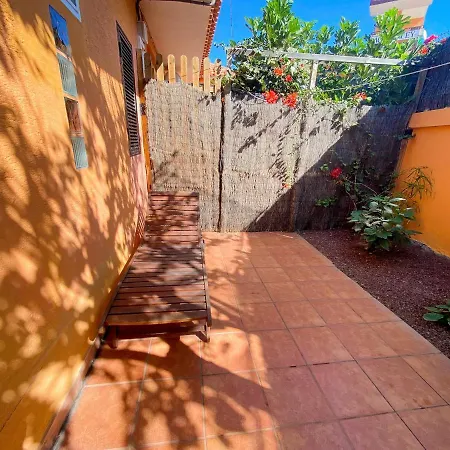 Studio With Enclosed Garden And Wifi At Bajamar 1 Km Away From The Beach *