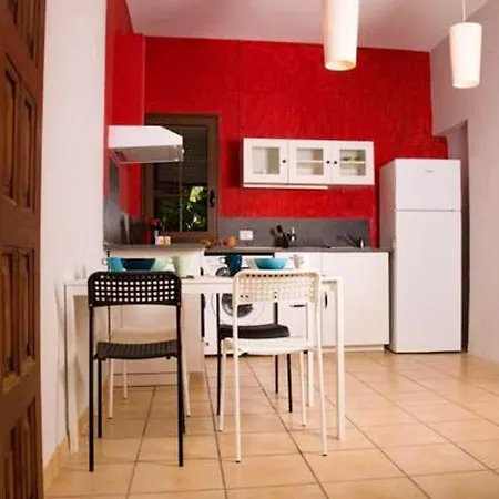 Studio With Enclosed Garden And Wifi At Bajamar 1 Km Away From The Beach * Bajamar (La Laguna)